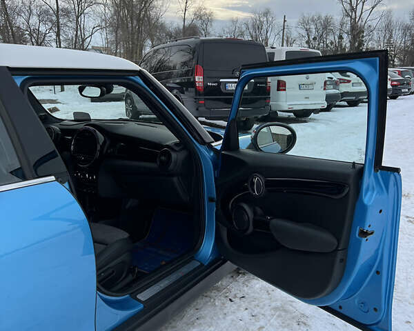 Синій Міні Cooper, об'ємом двигуна 2 л та пробігом 77 тис. км за 18800 $, фото 12 на Automoto.ua
