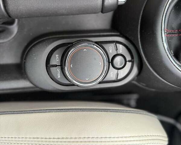 Синий Мини Купер, объемом двигателя 2 л и пробегом 61 тыс. км за 26490 $, фото 25 на Automoto.ua