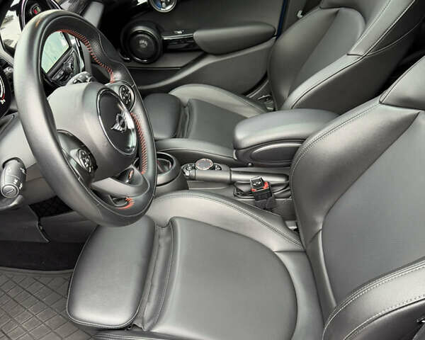 Синій Міні Cooper, об'ємом двигуна 2 л та пробігом 80 тис. км за 21100 $, фото 15 на Automoto.ua