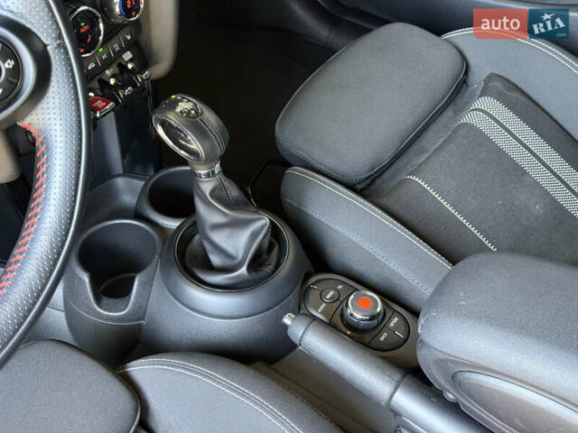 Синій Міні Cooper, об'ємом двигуна 2 л та пробігом 27 тис. км за 16900 $, фото 18 на Automoto.ua