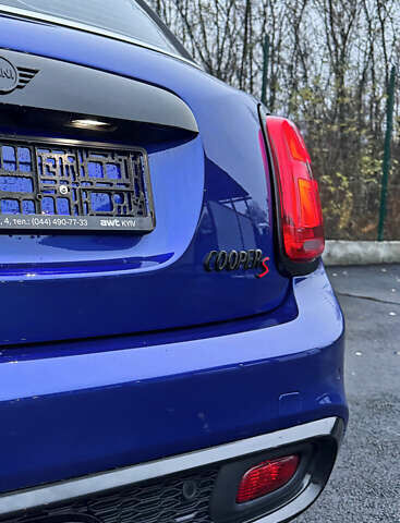 Синий Мини Купер, объемом двигателя 2 л и пробегом 83 тыс. км за 20900 $, фото 16 на Automoto.ua