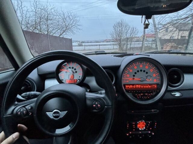 Синий Мини Купер, объемом двигателя 1.6 л и пробегом 145 тыс. км за 9000 $, фото 5 на Automoto.ua