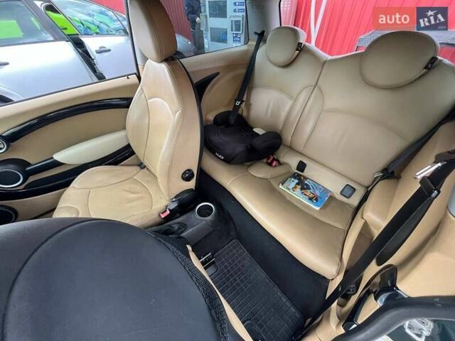 Зеленый Мини Купер, объемом двигателя 1.6 л и пробегом 229 тыс. км за 4500 $, фото 11 на Automoto.ua