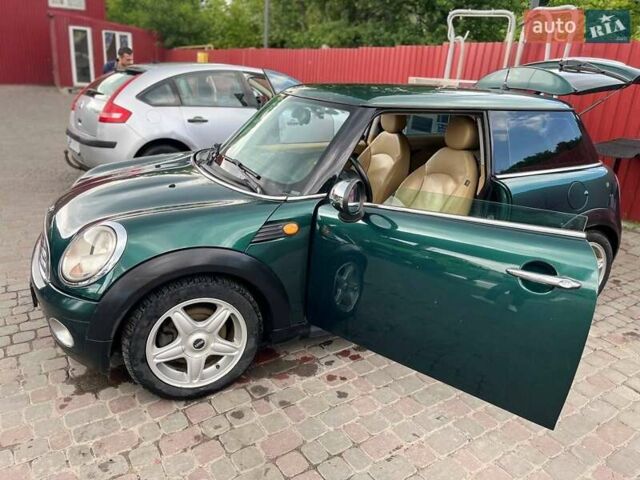 Зеленый Мини Купер, объемом двигателя 1.6 л и пробегом 229 тыс. км за 4500 $, фото 8 на Automoto.ua
