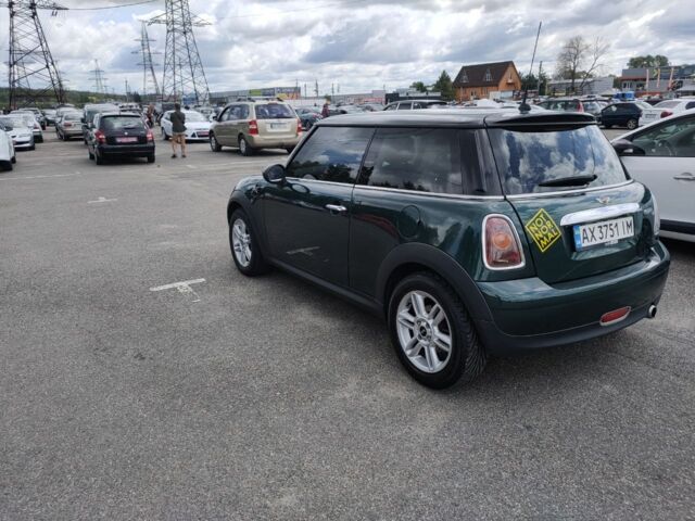 Зелений Міні Cooper, об'ємом двигуна 1.56 л та пробігом 0 тис. км за 6100 $, фото 7 на Automoto.ua
