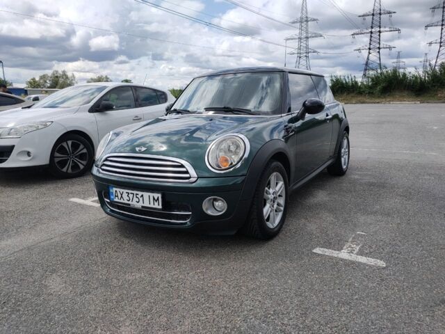 Зелений Міні Cooper, об'ємом двигуна 1.56 л та пробігом 0 тис. км за 6100 $, фото 9 на Automoto.ua