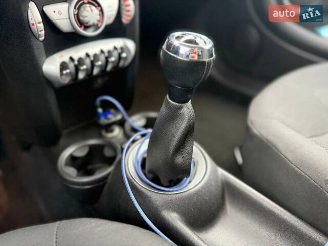 Зелений Міні Cooper, об'ємом двигуна 1.4 л та пробігом 195 тис. км за 6990 $, фото 19 на Automoto.ua