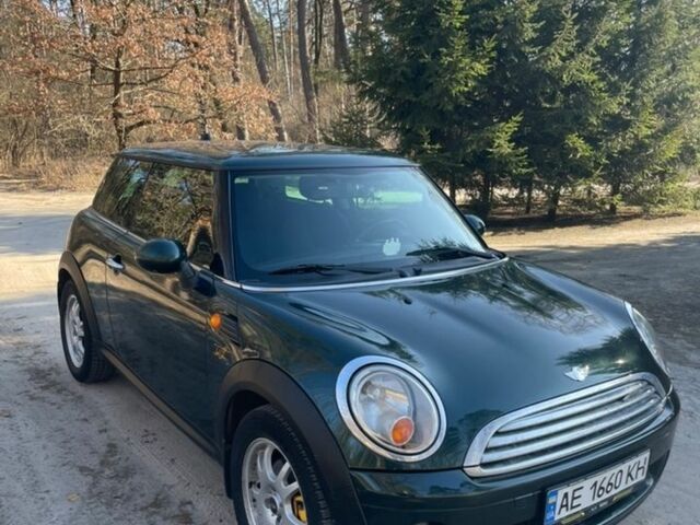Зелений Міні Cooper, об'ємом двигуна 1.6 л та пробігом 204 тис. км за 5000 $, фото 1 на Automoto.ua