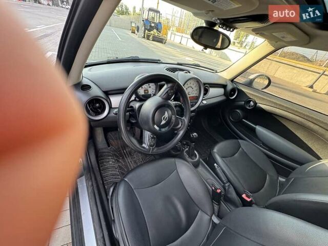 Зелений Міні Cooper, об'ємом двигуна 1.6 л та пробігом 260 тис. км за 7500 $, фото 6 на Automoto.ua