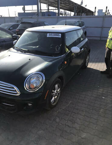 Зелений Міні Cooper, об'ємом двигуна 1.6 л та пробігом 230 тис. км за 7600 $, фото 14 на Automoto.ua