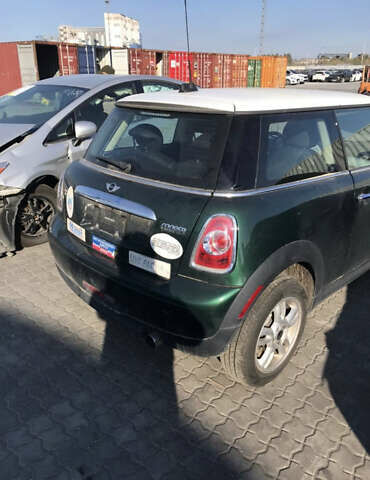 Зелений Міні Cooper, об'ємом двигуна 1.6 л та пробігом 230 тис. км за 7600 $, фото 11 на Automoto.ua