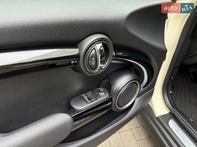 Зелений Міні Cooper, об'ємом двигуна 2 л та пробігом 90 тис. км за 13990 $, фото 12 на Automoto.ua