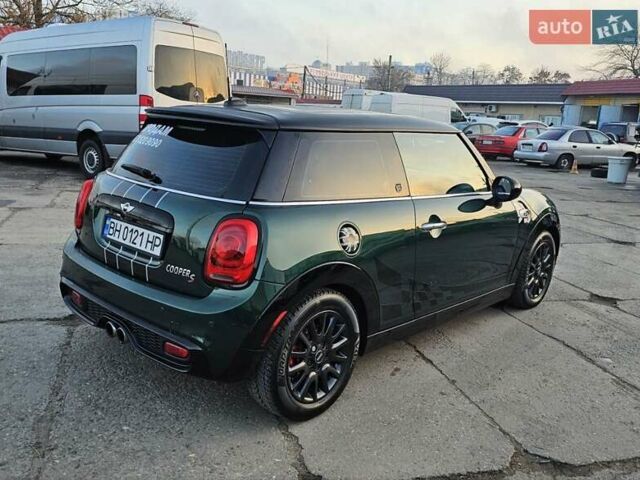 Зелений Міні Cooper, об'ємом двигуна 2 л та пробігом 98 тис. км за 14100 $, фото 5 на Automoto.ua