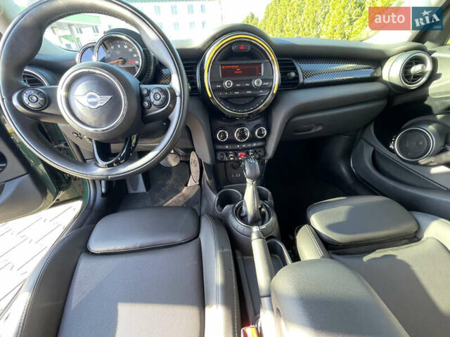 Зеленый Мини Купер, объемом двигателя 2 л и пробегом 100 тыс. км за 16000 $, фото 13 на Automoto.ua