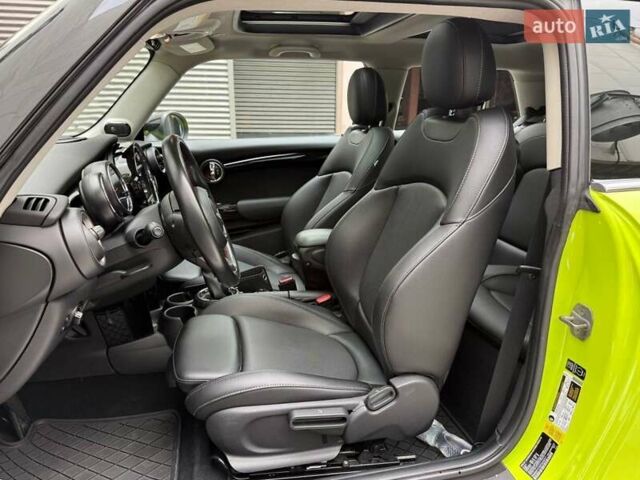 Зелений Міні Cooper, об'ємом двигуна 2 л та пробігом 90 тис. км за 13990 $, фото 6 на Automoto.ua