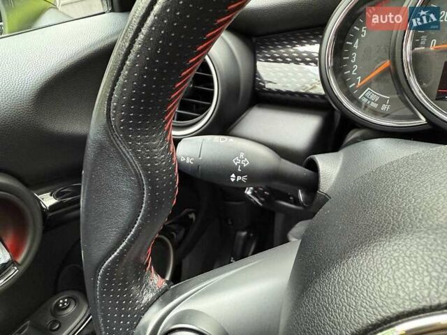 Зелений Міні Cooper, об'ємом двигуна 2 л та пробігом 90 тис. км за 13990 $, фото 17 на Automoto.ua