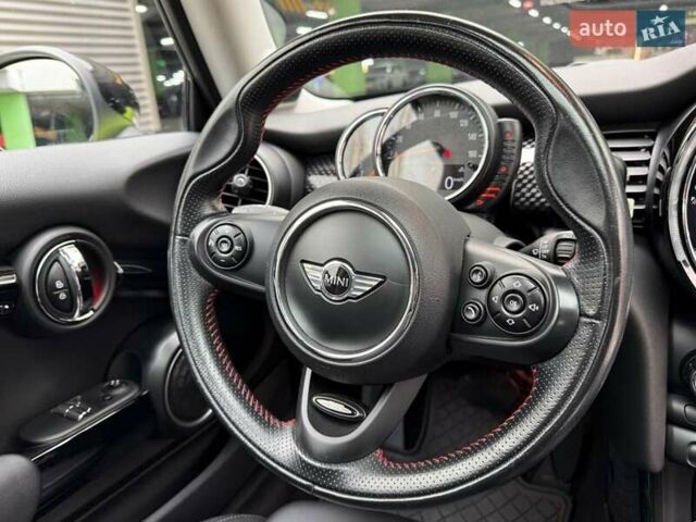 Зелений Міні Cooper, об'ємом двигуна 2 л та пробігом 90 тис. км за 13990 $, фото 16 на Automoto.ua