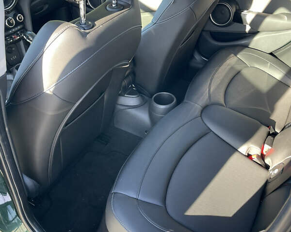 Зеленый Мини Купер, объемом двигателя 2 л и пробегом 100 тыс. км за 16000 $, фото 10 на Automoto.ua