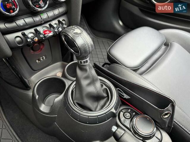 Зелений Міні Cooper, об'ємом двигуна 2 л та пробігом 90 тис. км за 13990 $, фото 22 на Automoto.ua