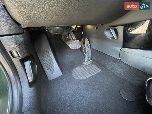 Зеленый Мини Купер, объемом двигателя 2 л и пробегом 100 тыс. км за 16000 $, фото 28 на Automoto.ua