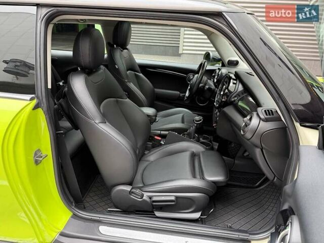 Зелений Міні Cooper, об'ємом двигуна 2 л та пробігом 90 тис. км за 13990 $, фото 10 на Automoto.ua