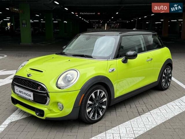 Зелений Міні Cooper, об'ємом двигуна 2 л та пробігом 90 тис. км за 13990 $, фото 2 на Automoto.ua