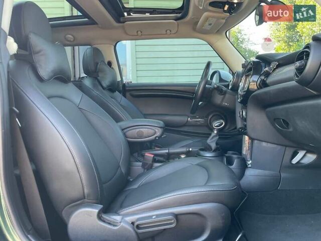 Зелений Міні Cooper, об'ємом двигуна 1.5 л та пробігом 105 тис. км за 12990 $, фото 12 на Automoto.ua