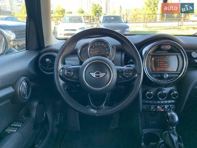 Зеленый Мини Купер, объемом двигателя 1.5 л и пробегом 85 тыс. км за 15490 $, фото 14 на Automoto.ua