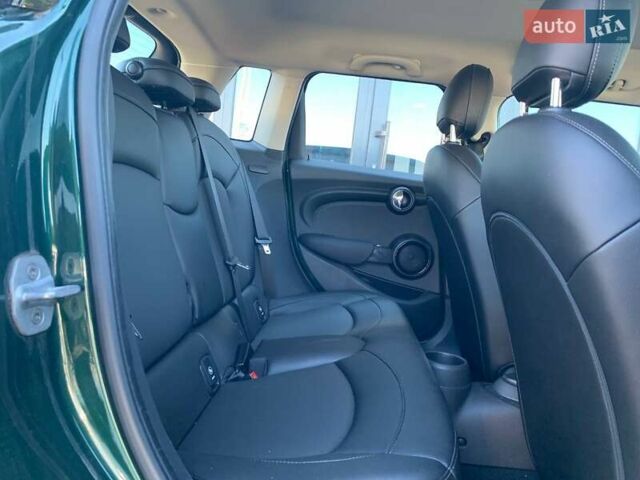 Зеленый Мини Купер, объемом двигателя 1.5 л и пробегом 85 тыс. км за 15490 $, фото 10 на Automoto.ua