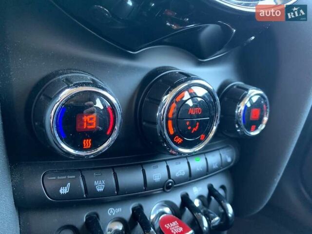 Зеленый Мини Купер, объемом двигателя 1.5 л и пробегом 85 тыс. км за 15490 $, фото 20 на Automoto.ua