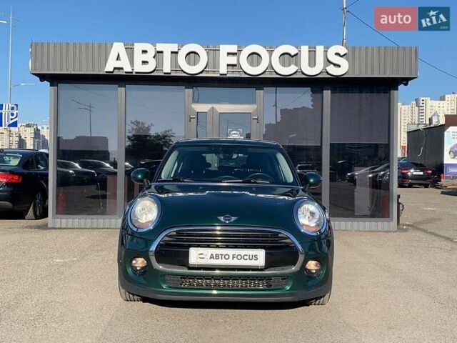 Зеленый Мини Купер, объемом двигателя 1.5 л и пробегом 85 тыс. км за 15490 $, фото 2 на Automoto.ua