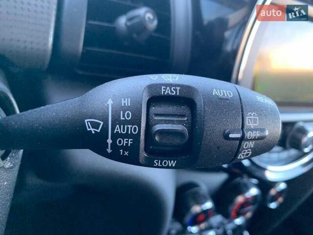 Зеленый Мини Купер, объемом двигателя 1.5 л и пробегом 85 тыс. км за 15490 $, фото 25 на Automoto.ua