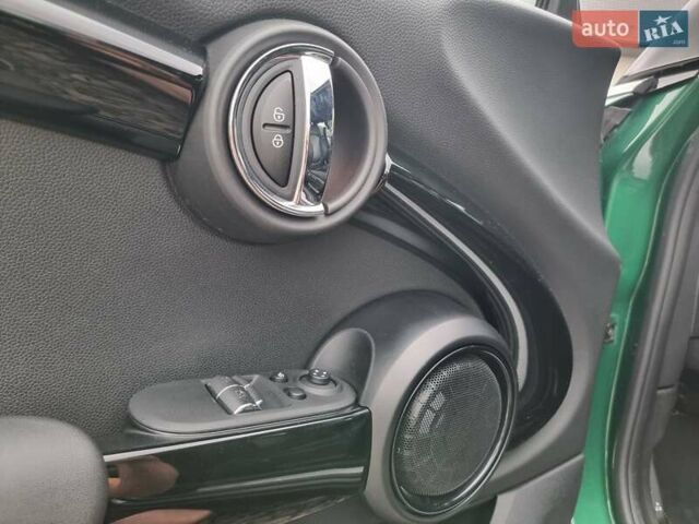 Зелений Міні Cooper, об'ємом двигуна 0 л та пробігом 108 тис. км за 14900 $, фото 25 на Automoto.ua