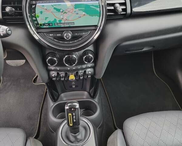 Зелений Міні Cooper, об'ємом двигуна 0 л та пробігом 108 тис. км за 14900 $, фото 27 на Automoto.ua