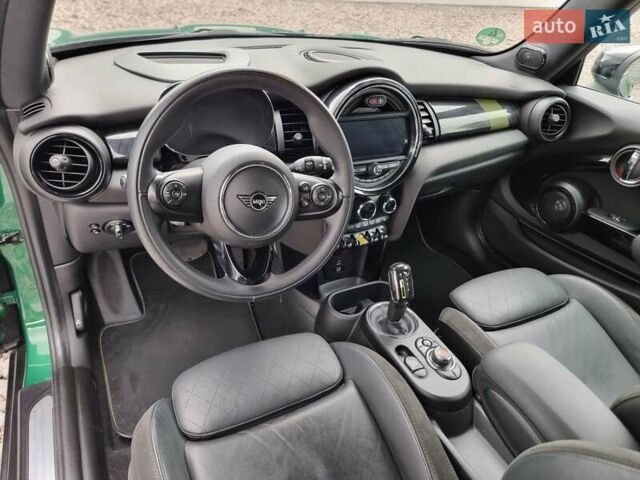 Зелений Міні Cooper, об'ємом двигуна 0 л та пробігом 108 тис. км за 14900 $, фото 21 на Automoto.ua