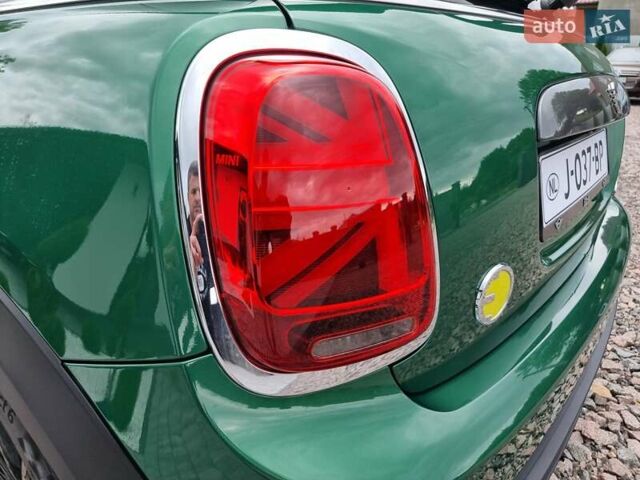 Зелений Міні Cooper, об'ємом двигуна 0 л та пробігом 108 тис. км за 14900 $, фото 18 на Automoto.ua