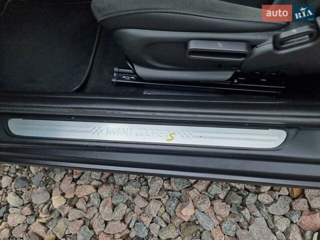 Зелений Міні Cooper, об'ємом двигуна 0 л та пробігом 108 тис. км за 14900 $, фото 24 на Automoto.ua