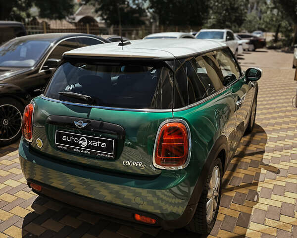 Зеленый Мини Купер, объемом двигателя 0 л и пробегом 86 тыс. км за 15000 $, фото 5 на Automoto.ua