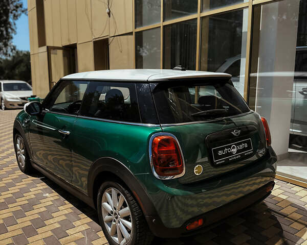 Зеленый Мини Купер, объемом двигателя 0 л и пробегом 86 тыс. км за 15000 $, фото 6 на Automoto.ua