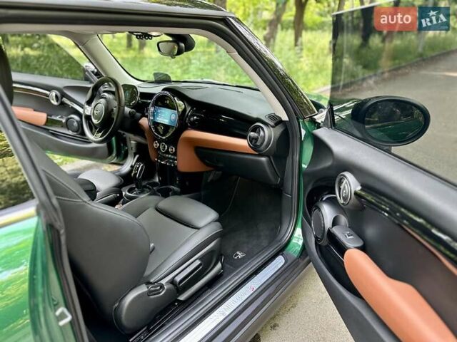 Зелений Міні Cooper, об'ємом двигуна 2 л та пробігом 20 тис. км за 28500 $, фото 20 на Automoto.ua