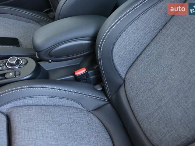 Зелений Міні Cooper, об'ємом двигуна 0 л та пробігом 5 тис. км за 20944 $, фото 7 на Automoto.ua