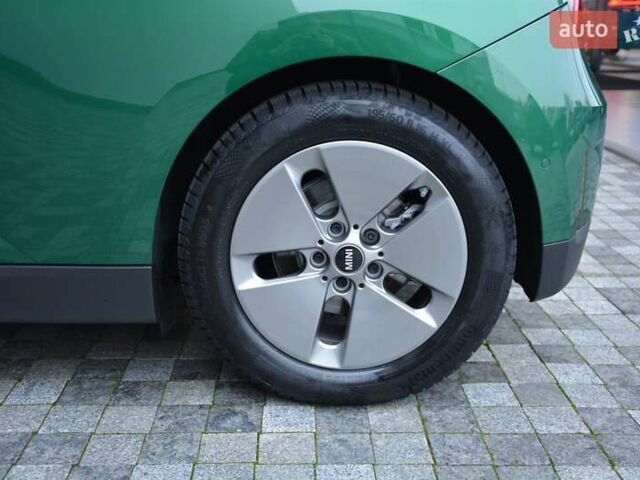 Зеленый Мини Купер, объемом двигателя 0 л и пробегом 2 тыс. км за 33431 $, фото 9 на Automoto.ua