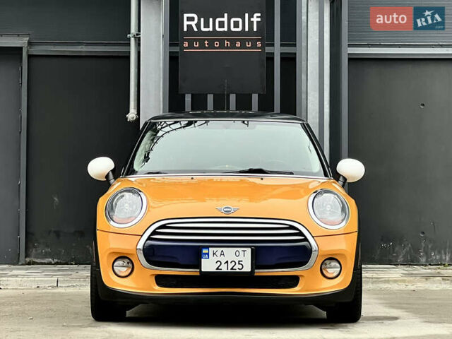 Помаранчевий Міні Cooper, об'ємом двигуна 1.5 л та пробігом 127 тис. км за 12800 $, фото 8 на Automoto.ua