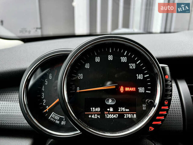Помаранчевий Міні Cooper, об'ємом двигуна 1.5 л та пробігом 127 тис. км за 12800 $, фото 14 на Automoto.ua