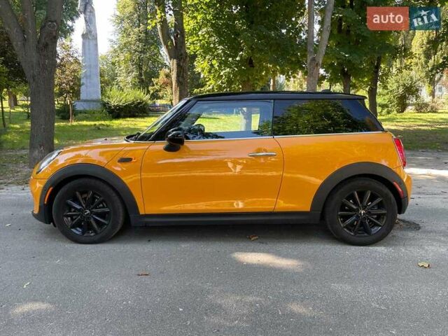Помаранчевий Міні Cooper, об'ємом двигуна 1.5 л та пробігом 122 тис. км за 12490 $, фото 5 на Automoto.ua