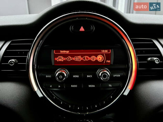 Помаранчевий Міні Cooper, об'ємом двигуна 1.5 л та пробігом 127 тис. км за 12800 $, фото 22 на Automoto.ua