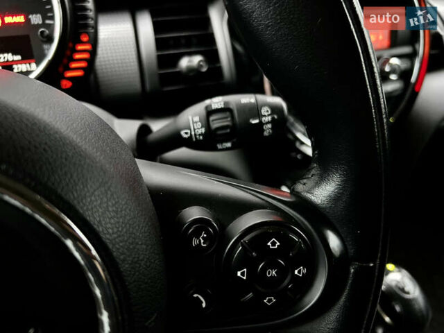 Помаранчевий Міні Cooper, об'ємом двигуна 1.5 л та пробігом 127 тис. км за 12800 $, фото 16 на Automoto.ua