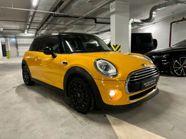 Помаранчевий Міні Cooper, об'ємом двигуна 1.5 л та пробігом 71 тис. км за 14300 $, фото 3 на Automoto.ua