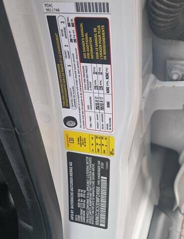 Білий Міні Кантрімен, об'ємом двигуна 1.6 л та пробігом 83 тис. км за 11400 $, фото 23 на Automoto.ua