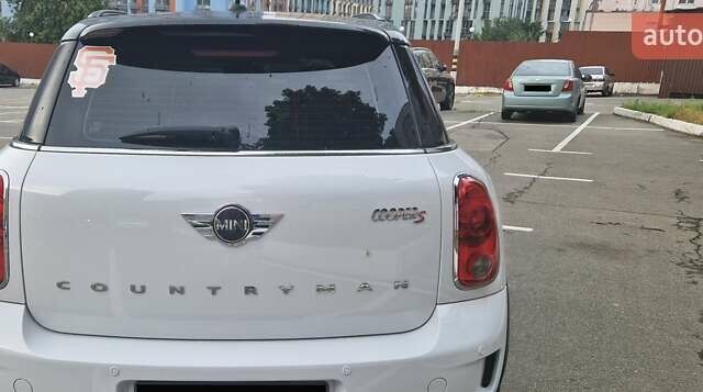 Білий Міні Кантрімен, об'ємом двигуна 1.6 л та пробігом 83 тис. км за 11400 $, фото 6 на Automoto.ua